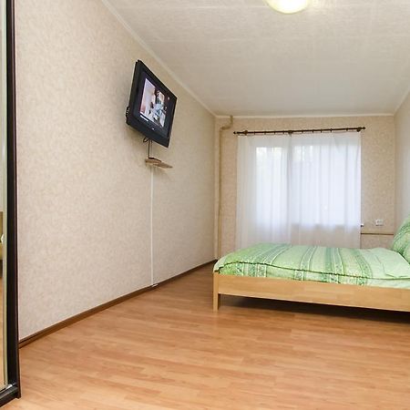 Vip Apartment On 14 Vidradnyi Avenue Киев Екстериор снимка